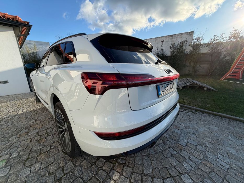 Audi E-TRON 55 QUATTRO 55 S line
