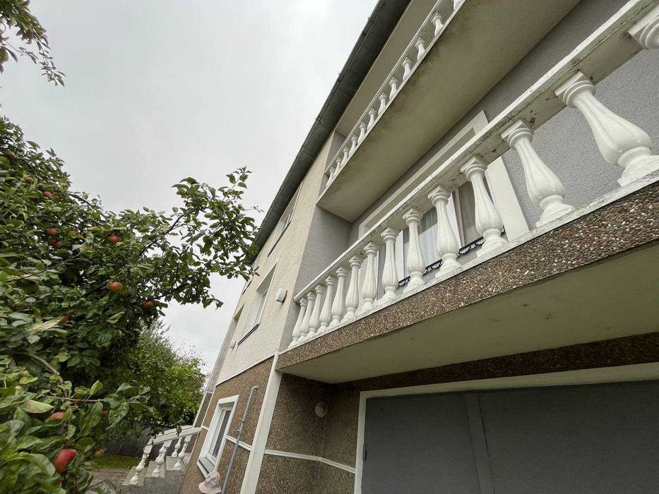 Продається будинок біля Івано-Франківська за вигідною ціною