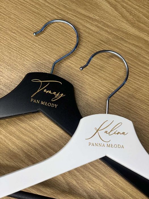 Wieszaki weselne,ślubne, personalizowane, z imionami i datą ślubu