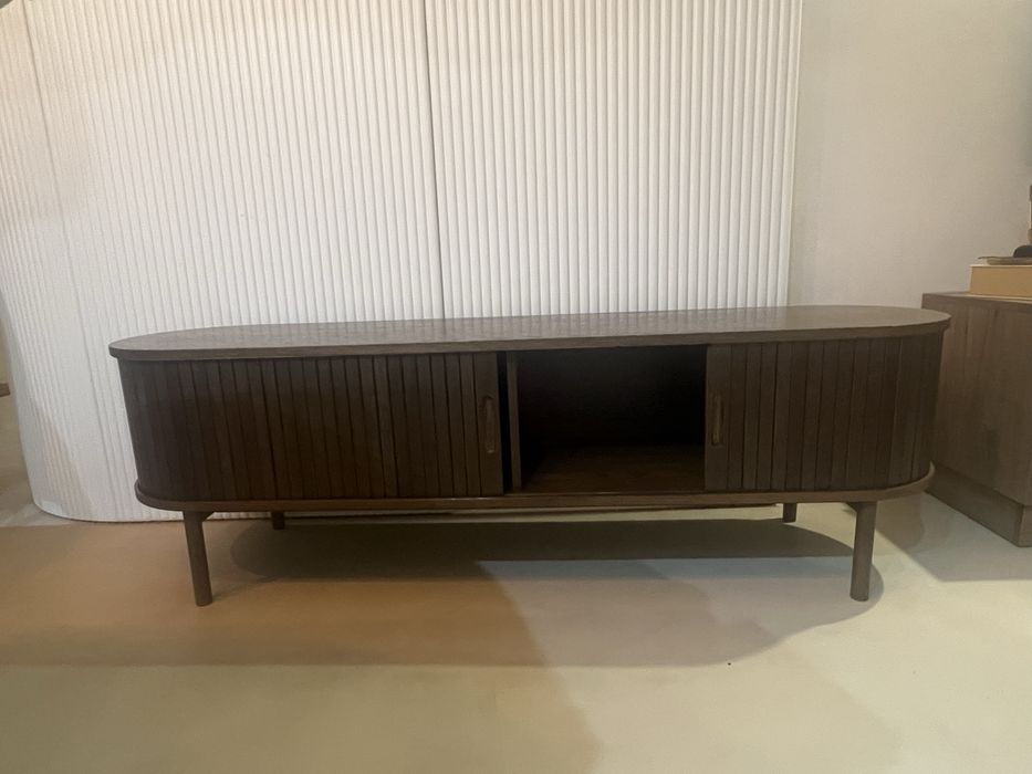 Szafka RTV LYNGVIG 160cm jysk, stan idealny