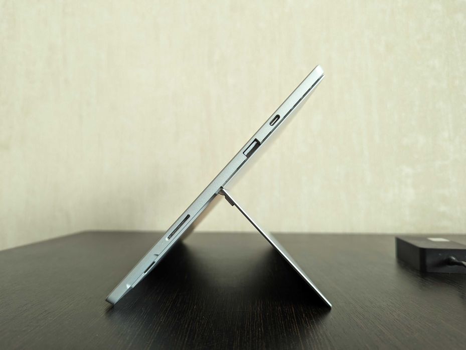 Microsoft Surface Pro 7 8/256gb Intel i5-1035g4