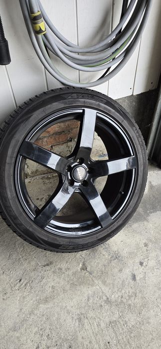 Koła wielosezonowe volvo ford 20" 245/45