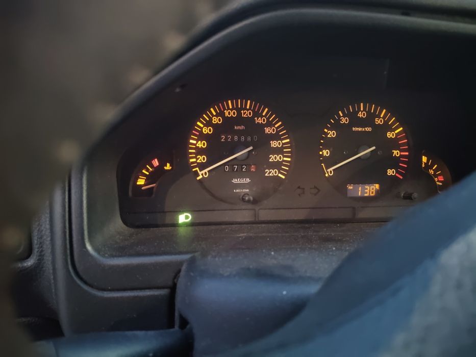 Peugeot 106 XT - Para desocupar ate ao fim de semana 750€