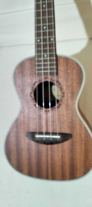 Ukelele Mod ;F 808