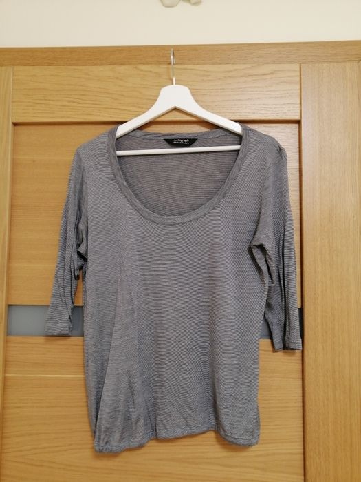 Bluzka damska nowa w rozmiarze 42XL małe 100 %wiskoza