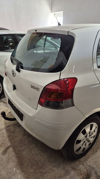Toyota Yaris — fotografia 4