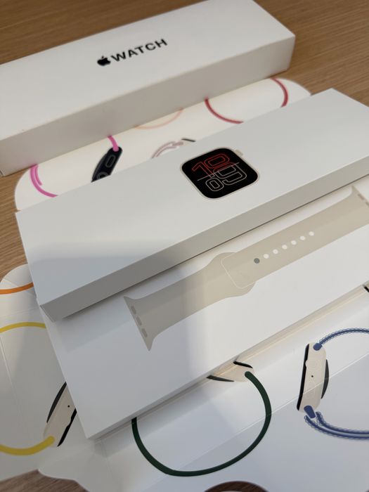 Apple Watch SE 3 GPS 40mm Starlight - Selado