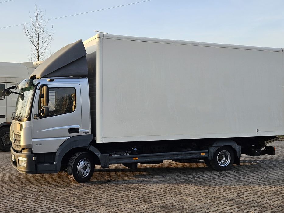 Mercedes Atego 816 izoterma winda
