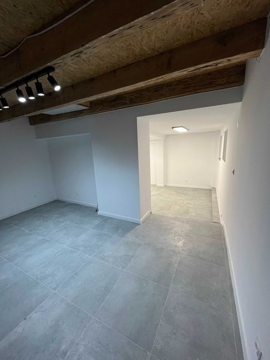 Wynajem lokalu użytkowego 35 m² + antresola/magazyn | główna droga