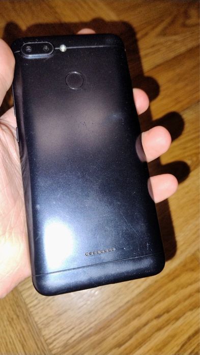 Продаю два телефона СРОЧНО (redmi note 9 та redmi 6a + два чохли на 6а