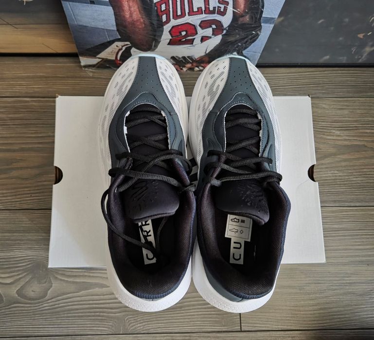 Under Armour Curry Splash 25 roz. 45