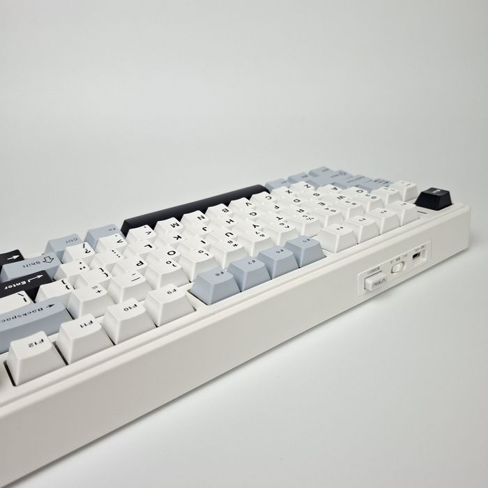 Беспроводная механическая клавиатура Aula F75
Характеристики:
• Подклю