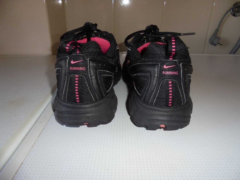 ténis de mulher da marca NIKE
