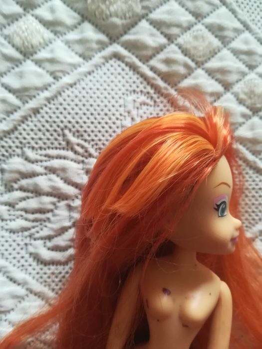 Boneca Winx Bloom - Rainbow 2009