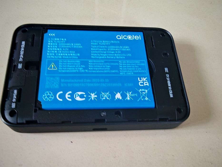 Alcatel router TCL 4G LTE na kartę SIM długi kabel USB 3m samochód dom