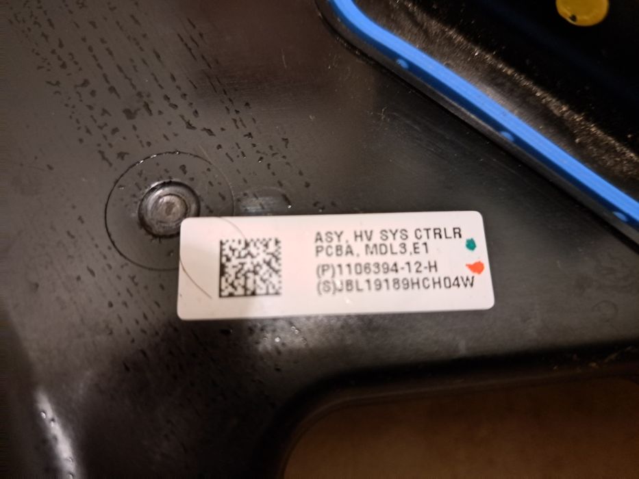 Контролер основної батареї BMS Tesla Model 3 2019р