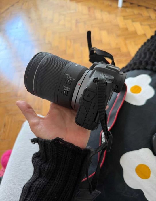 Canon EOS RP Full Frame + RF 24-105mm IS STM | Como Nova + Sombrinha de Estúdio Oferta