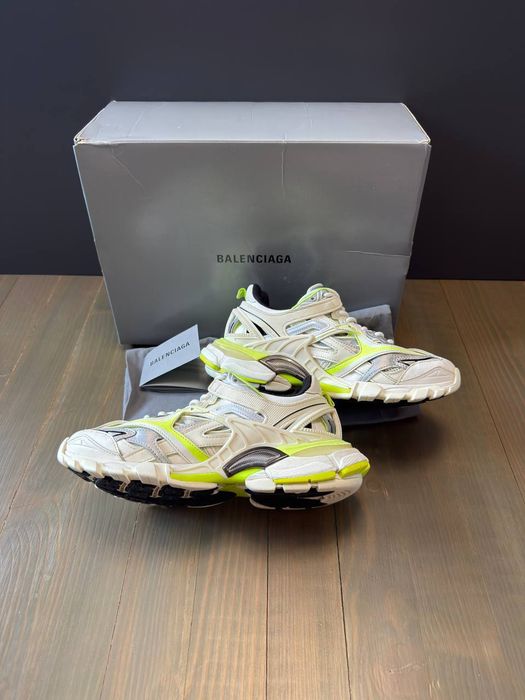 Balenciaga track 2
