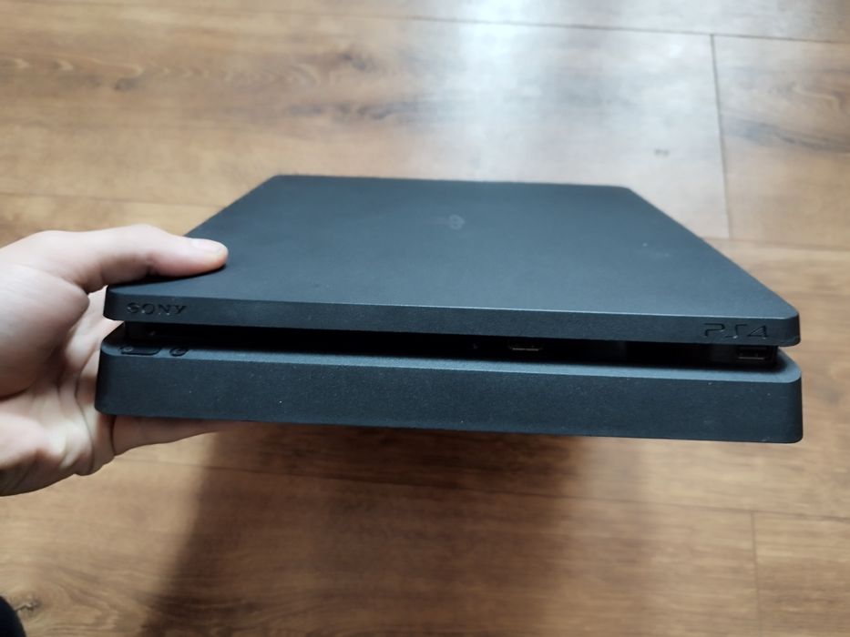 Sony PlayStation 4 Slim на 1 tb
