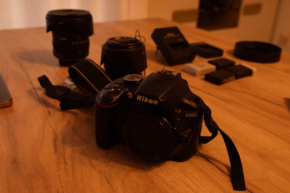 Kit Nikon D3400 + Lente Sigma 10-20mm f/3.5 + 18-55mm + Extras (4 Baterias)