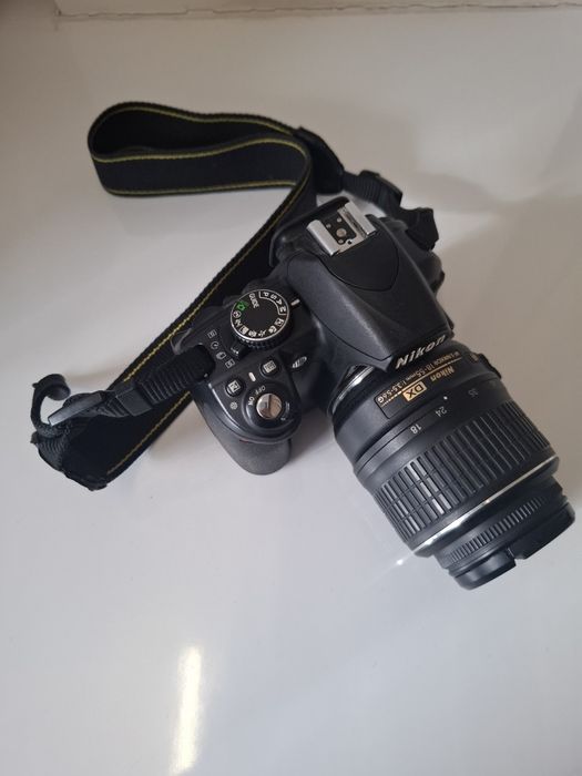 Nikon D3100 kit 18-55