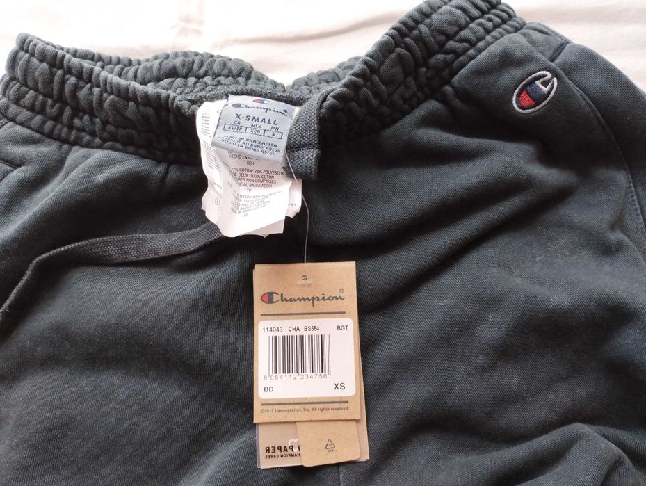 Dresy damskie Champion XS, nowe!