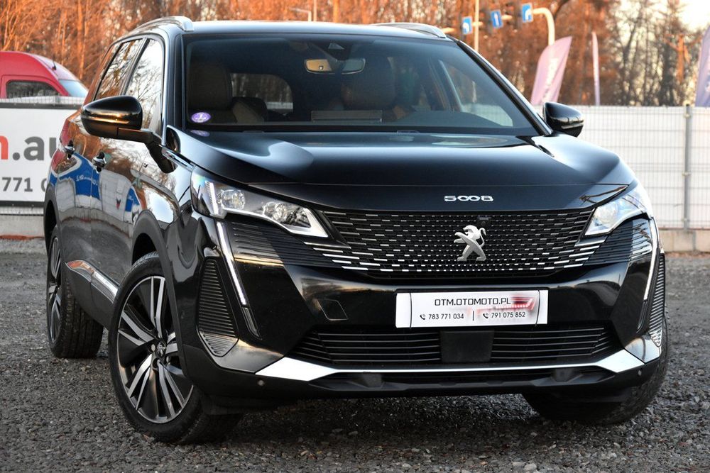 Peugeot 5008 SKÓRA Alusy LED Navi. BLIS linne assist Grzane fotele