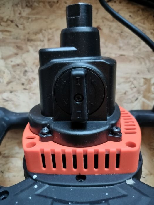 Міксер будівельний Дніпро М . 142 S.