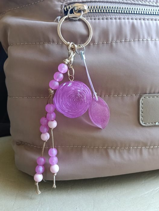 Bag charm artesanal FLOR acessórios para malas ou porta chaves