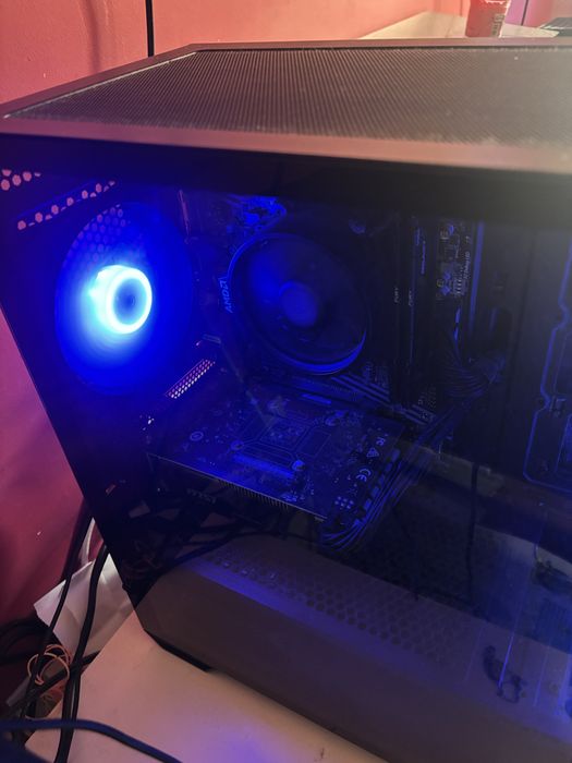 PC Gaming Ryzen 5 5500 + GTX 1650 + 16GB RAM | Pronto a usar