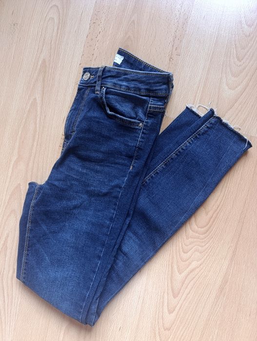 Spodnie jeansowe damskie