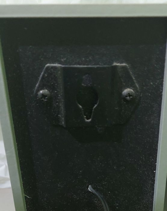 Продам колонки LUXEON и монитор Fujitsu-Siemens