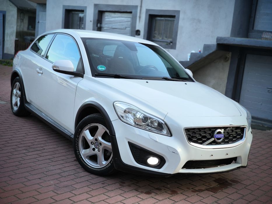 Volvo C30 - doskonały do taniej jazdy.