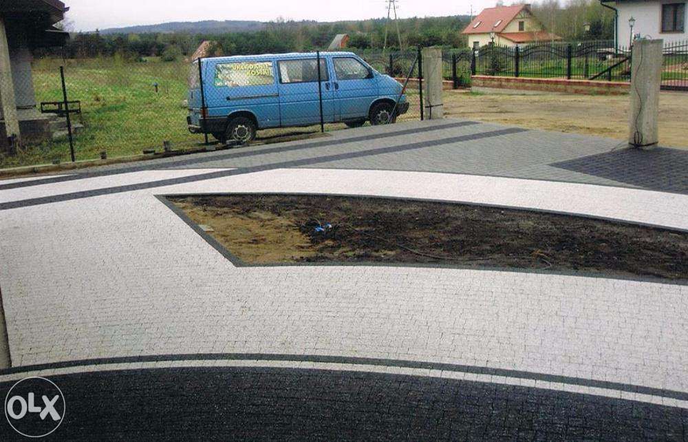 Brukarstwo, układanie kostki brukowej