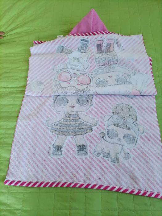 Poncho infantil da LOL