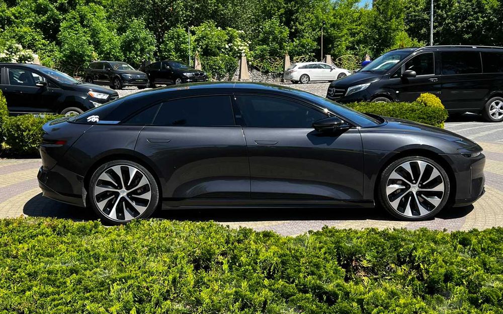 Lucid Air 2022 року