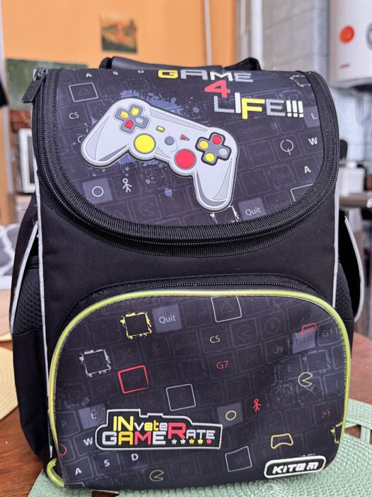 Рюкзак шкільний каркасний Kite Education Game 4 Life з LED-підсвіткою!