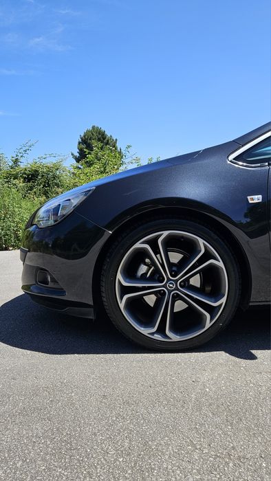 Opel Astra GTC 1.7cc 130cv 180mil km