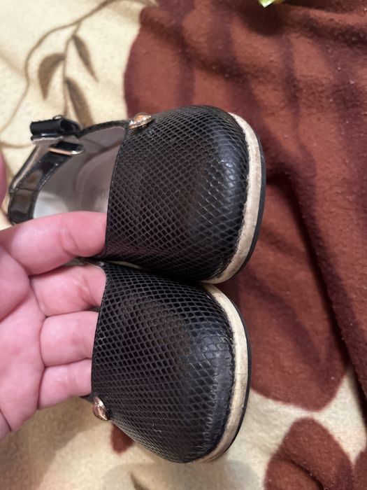 Туфлі для дівчинки