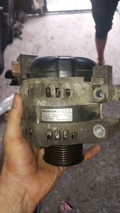 Генератор Honda CR-V 2010- 2015 рік 2.2 дизель