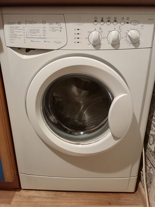 Стиральная машинка Indesit