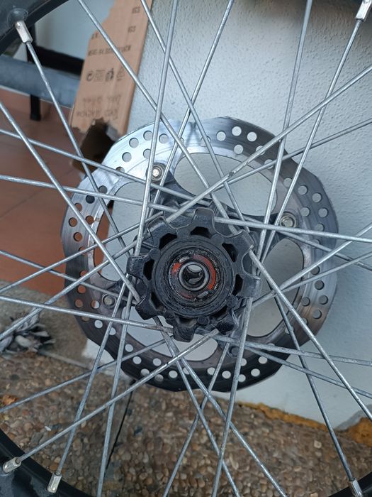Jantes  mota APE Racing 19"/18" com Pneus Michelin e Mitas