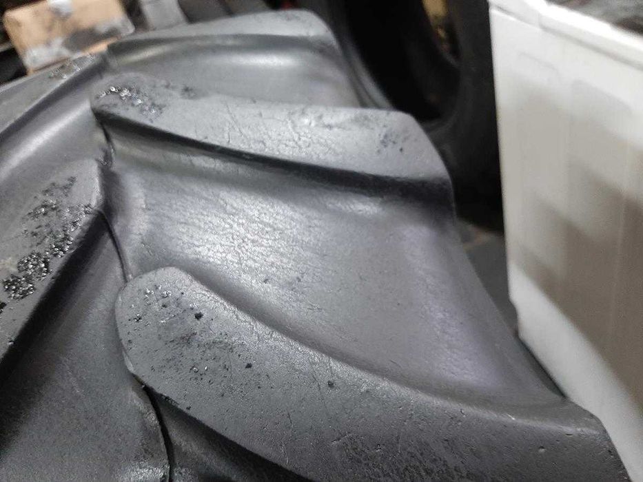 Opona używana rolnicza 320/70R24 FIRESTONE PERFORMER 70; 500zł W4175