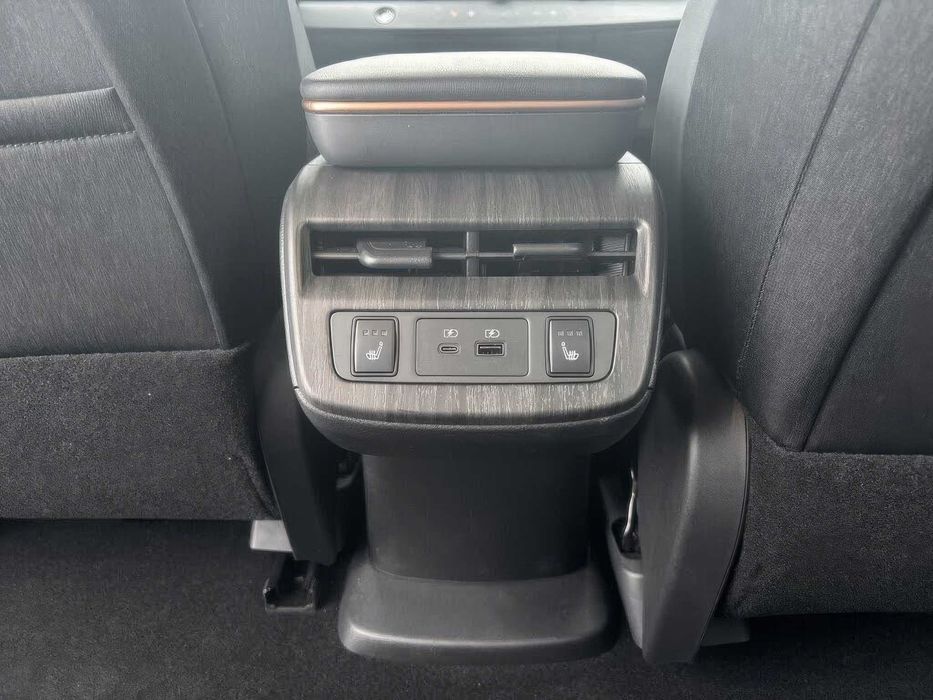 Nissan Ariya Engage e-4ORCE      2024