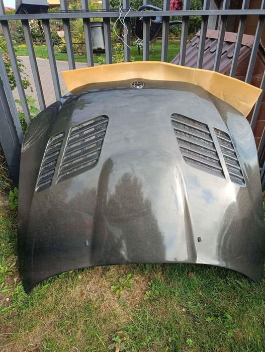 Maska BMW E60 carbon