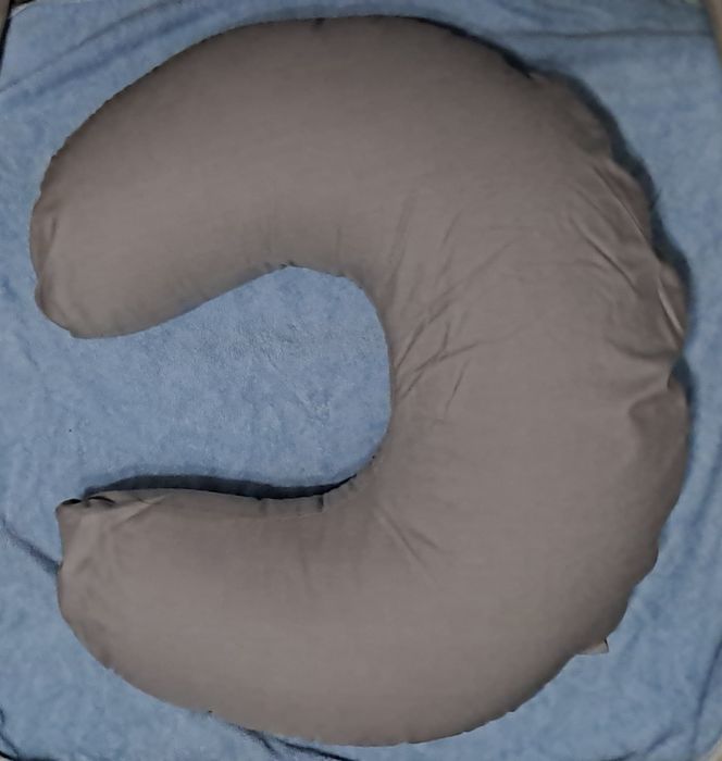 Rogal, poduszka do karmienia IKEA + gratis