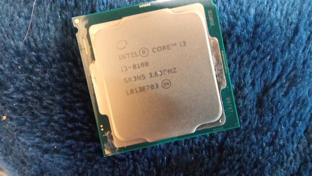 Процессор QuadCore Intel Core i3-8100, 3600 MHz , s1151 V2