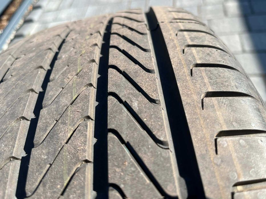 Opona letnia Continental PremiumContakt C 235/50/R19