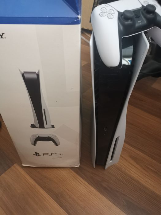 Playstation 5, 2 pady, ładowarka