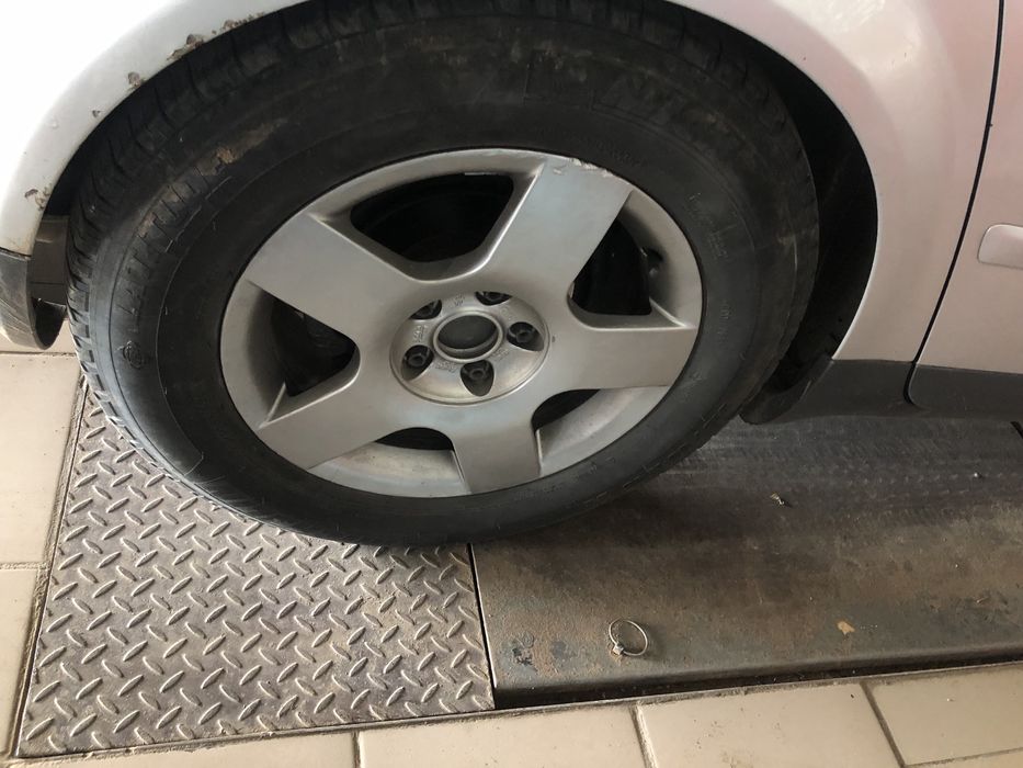 215/65 R16 2 шини MICHELIN